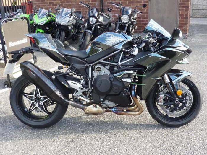 why motorcycle exhaust popping